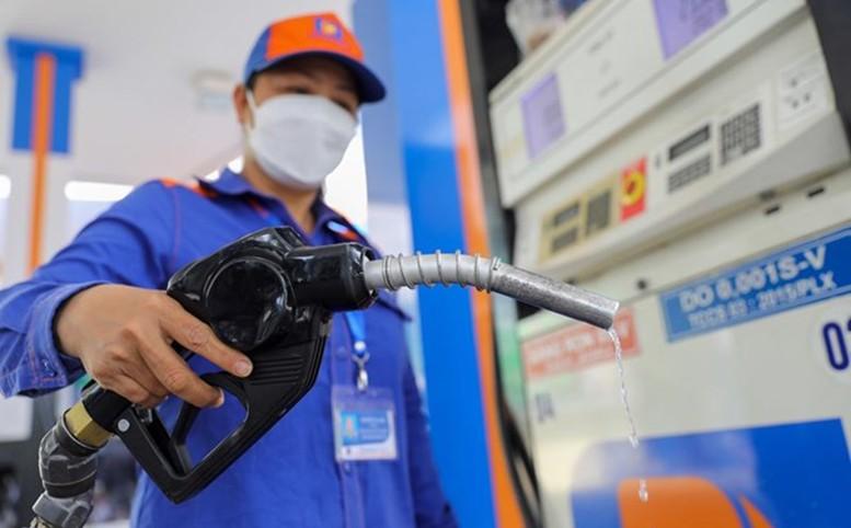 bao-dam-cung-ung-xang-dau-cho-san-xuat-kinh-doanh-va-tieu-dung-cua-nguoi-dan-doanh-nghiep