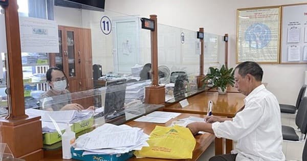 con-tren-10-nam-cong-tac-co-du-dieu-kien-nghi-huu-som