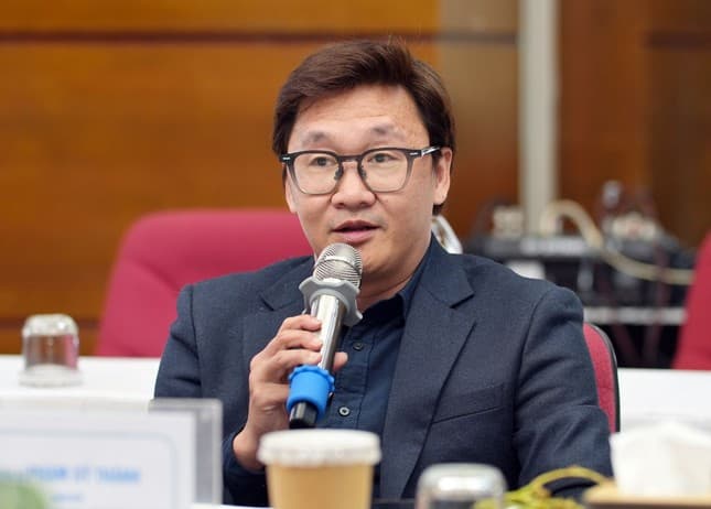 loat-nganh-hang-ty-usd-sot-ruot-voi-thue-quan-my