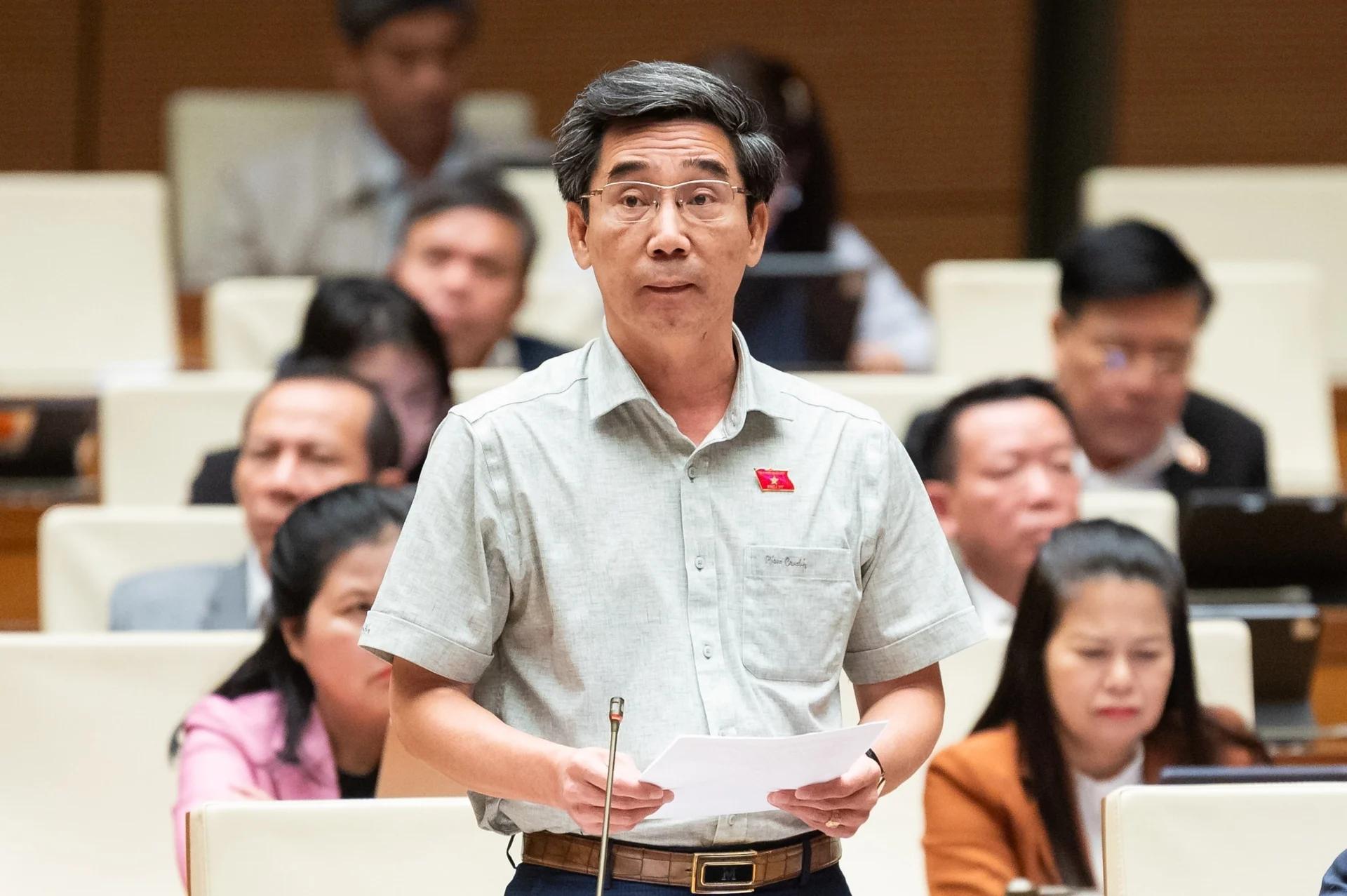 Bảng giá đất tăng cao sẽ tạo 'cú sốc' cho người dân, doanh nghiệp