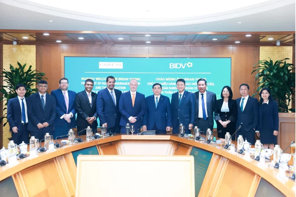 fairfax-bidv-bic-cung-co-hop-tac-chien-luoc-sau-hon-mot-thap-ky-dong-hanh