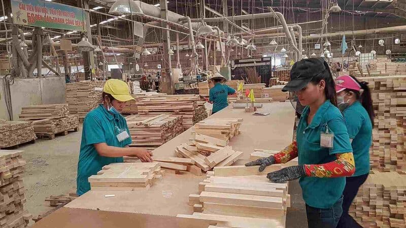 Xuất khẩu gỗ trước áp lực chuyển dịch mô hình giá trị gia tăng