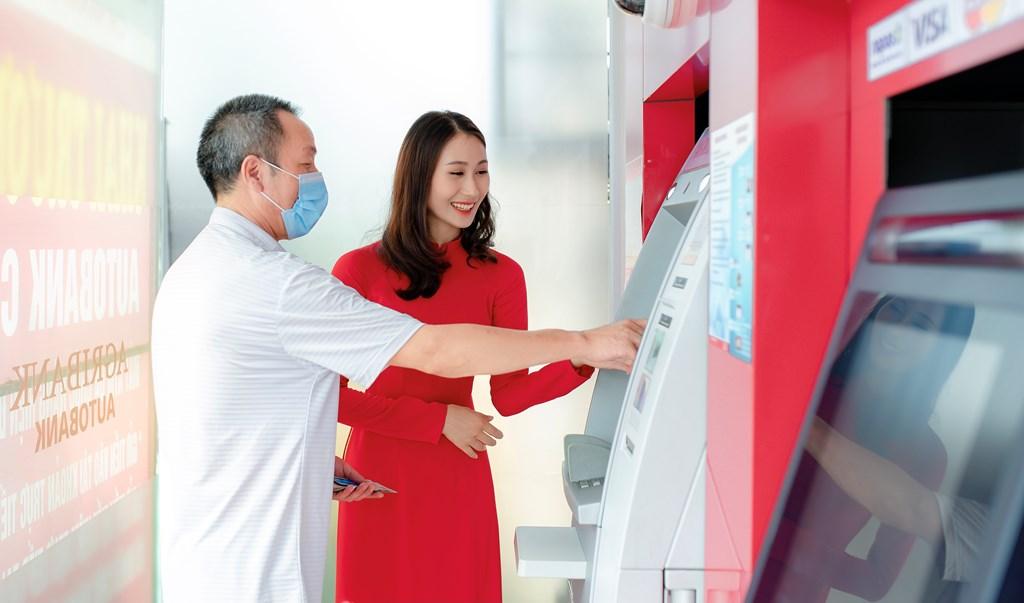 agribank-doi-moi-sang-tao-tren-hanh-trinh-chuyen-doi-so