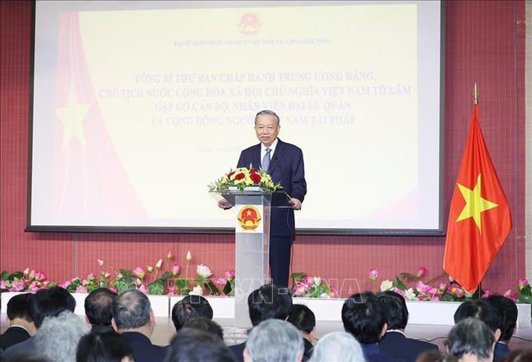 cong-dong-nguoi-viet-nam-o-nuoc-ngoai-la-bo-phan-mau-thit-khong-tach-roi-la-nguon-luc-quan-trong-cua-dan-toc