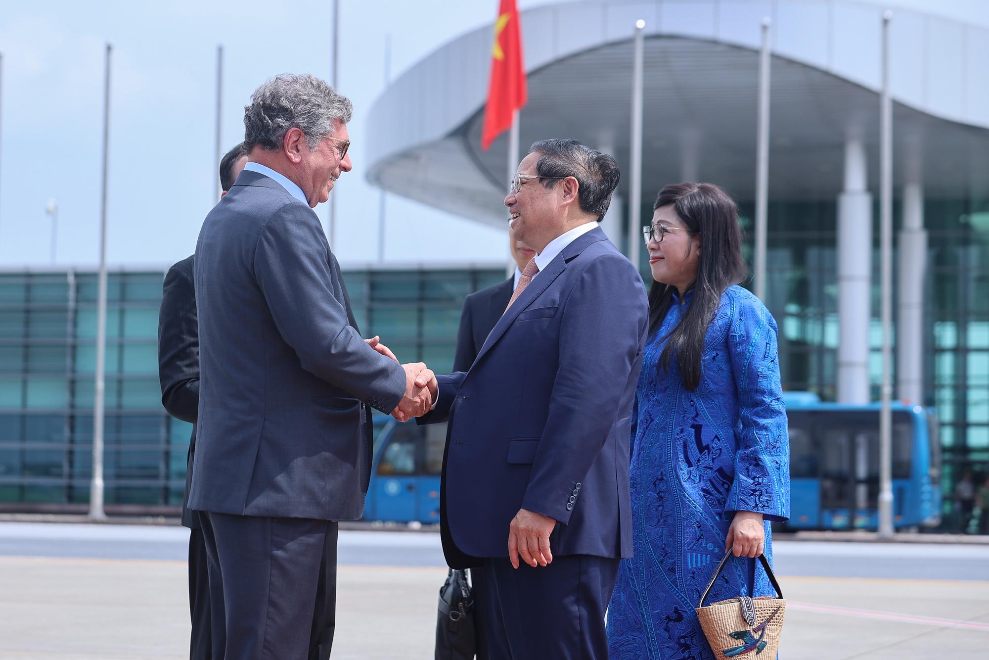 thu-tuong-len-duong-du-hoi-nghi-thuong-dinh-brics-mo-rong-va-hoat-dong-song-phuong-tai-brazil
