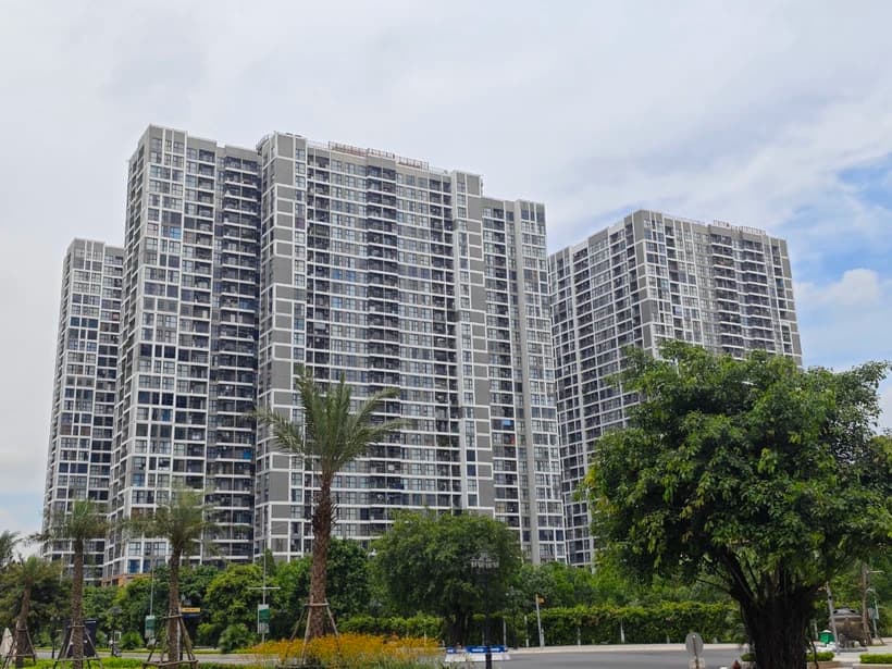 quoc-hoi-thao-luan-o-hoi-truong-ve-thi-truong-bat-dong-san-va-nha-o-xa-hoi