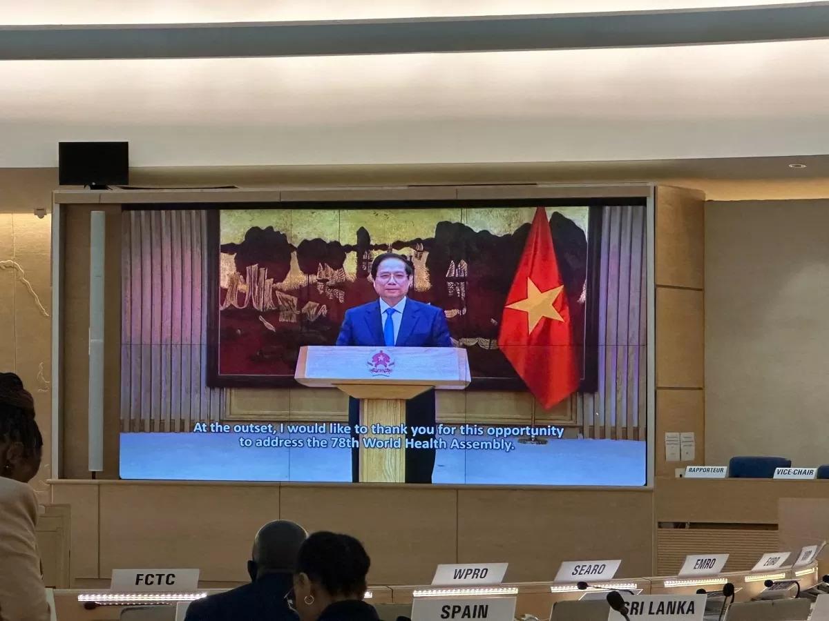 thu-tuong-viet-nam-luon-uu-tien-cao-nhat-viec-cham-soc-bao-ve-va-phat-trien-con-nguoi