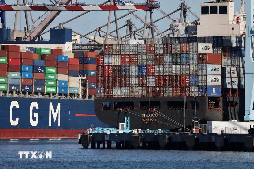 my-bo-sung-hang-chuc-thuc-the-nuoc-ngoai-vao-danh-sach-han-che-thuong-mai