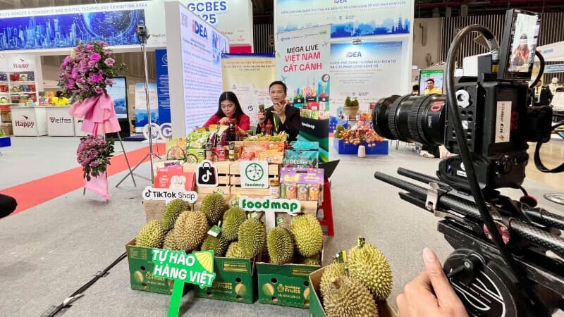 Livestream bán hàng và trách nhiệm pháp lý của KOL, KOC