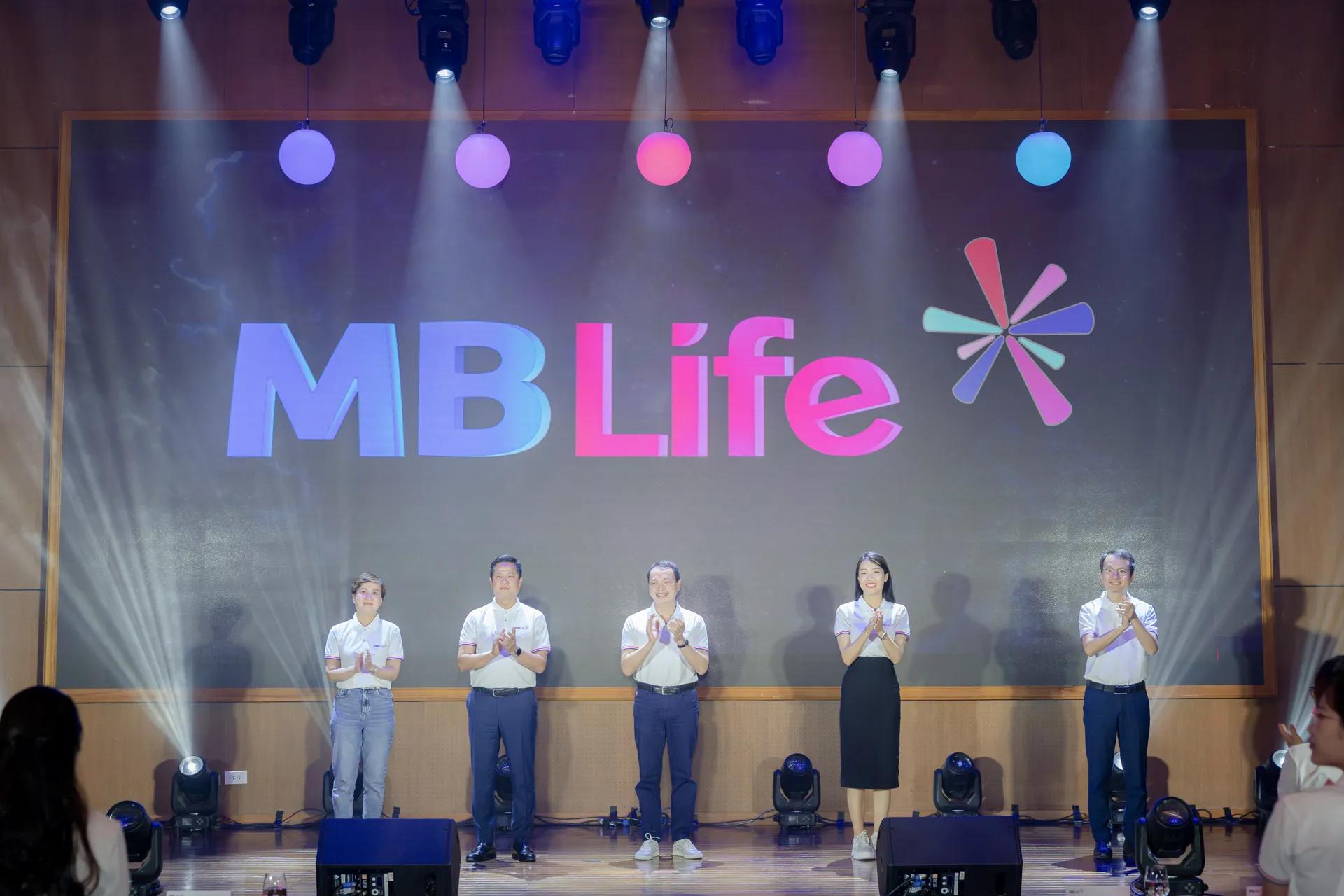 mb-life-voi-buoc-chuyen-minh-chien-luoc-tren-hanh-trinh-10-nam-phat-trien