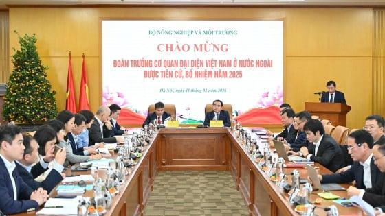 ngoai-giao-kinh-te-tao-da-cho-muc-tieu-xuat-khau-100-ty-usd