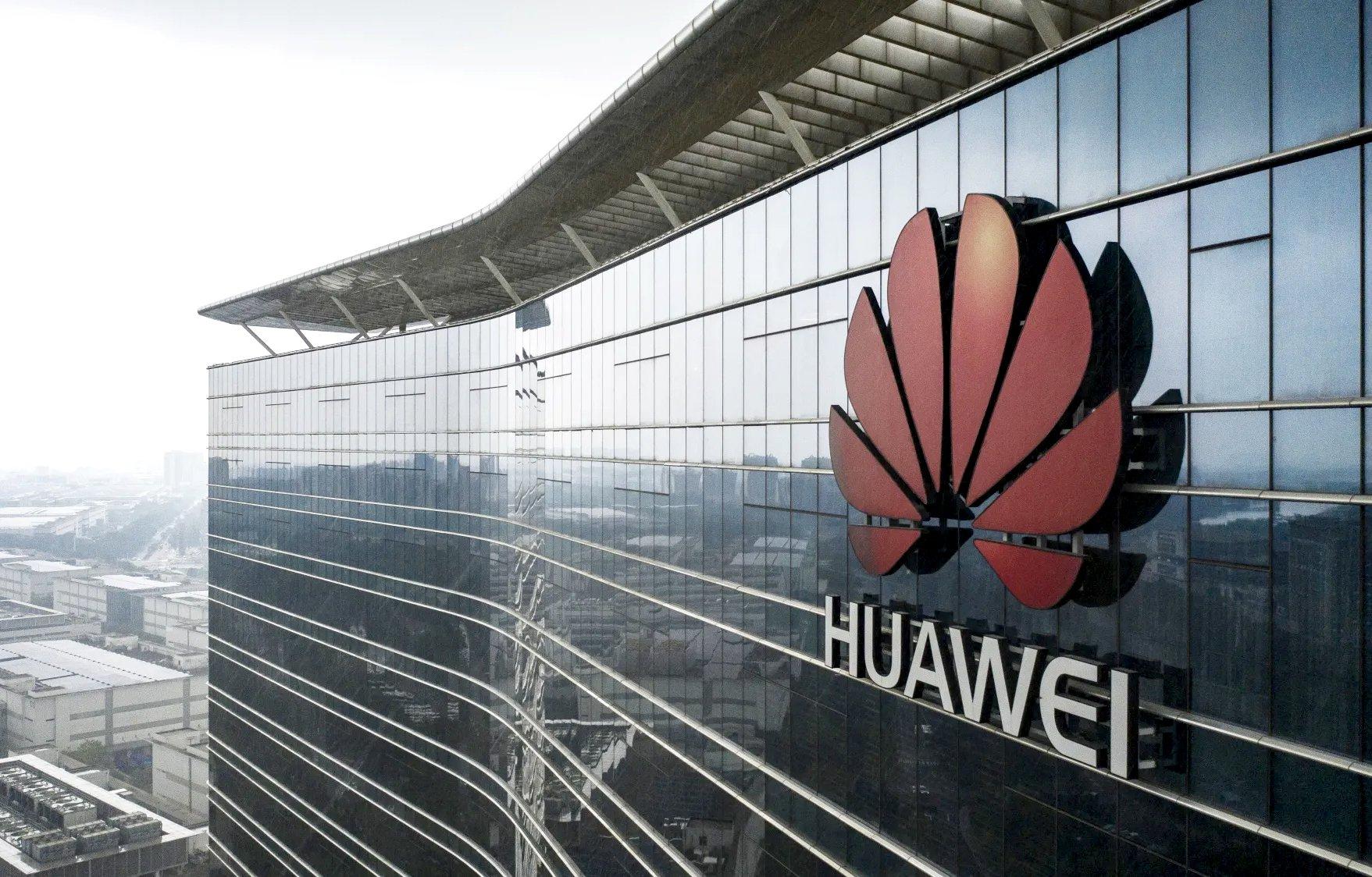 huawei-thoat-su-bop-nghet-cua-my-vuot-len-lam-thu-linh-ai-trung-quoc