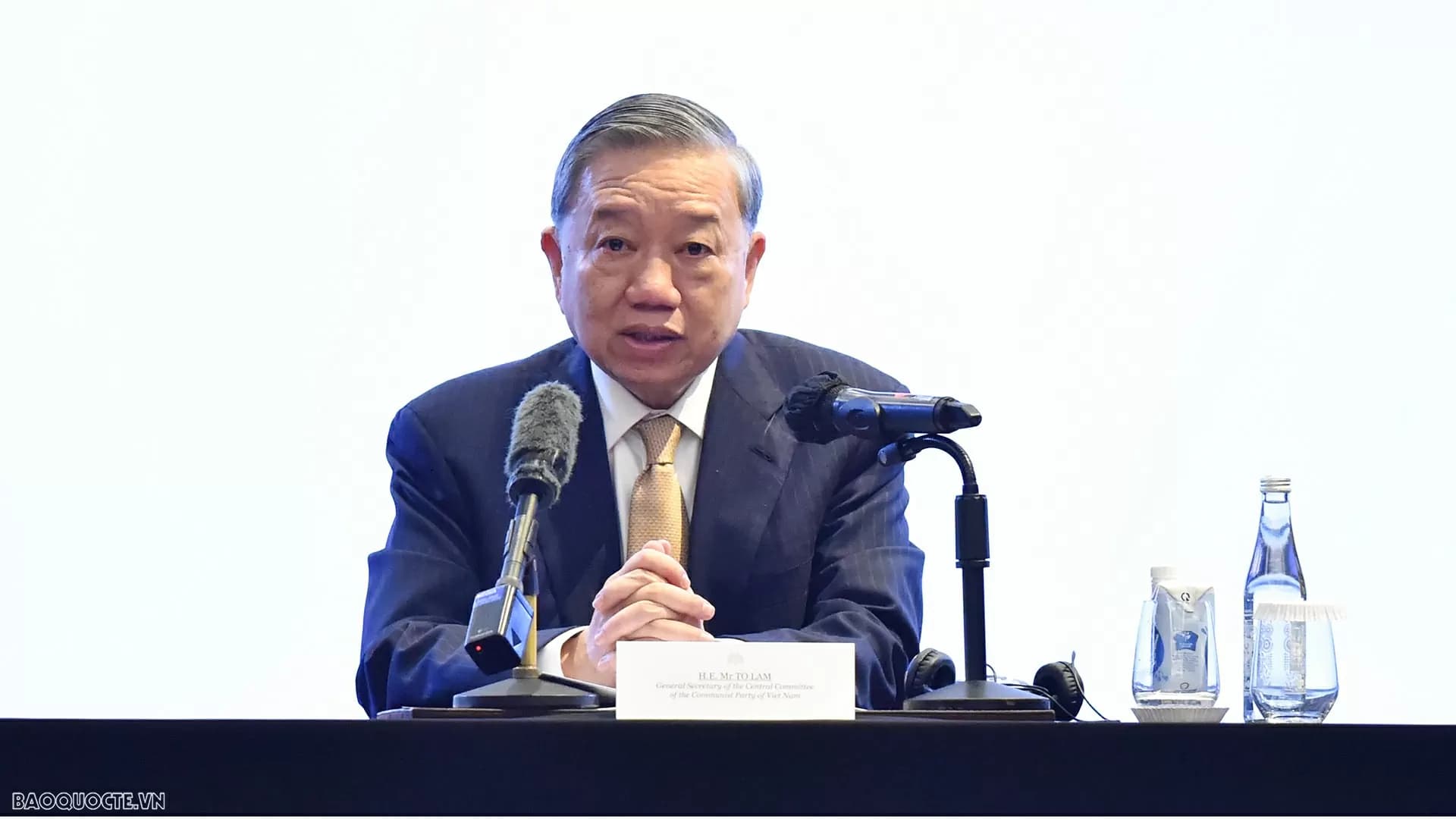 Tổng Bí thư Tô Lâm dự tọa đàm doanh nghiệp, chứng kiến lễ ký và trao văn kiện hợp tác doanh nghiệp Việt Nam-Indonesia