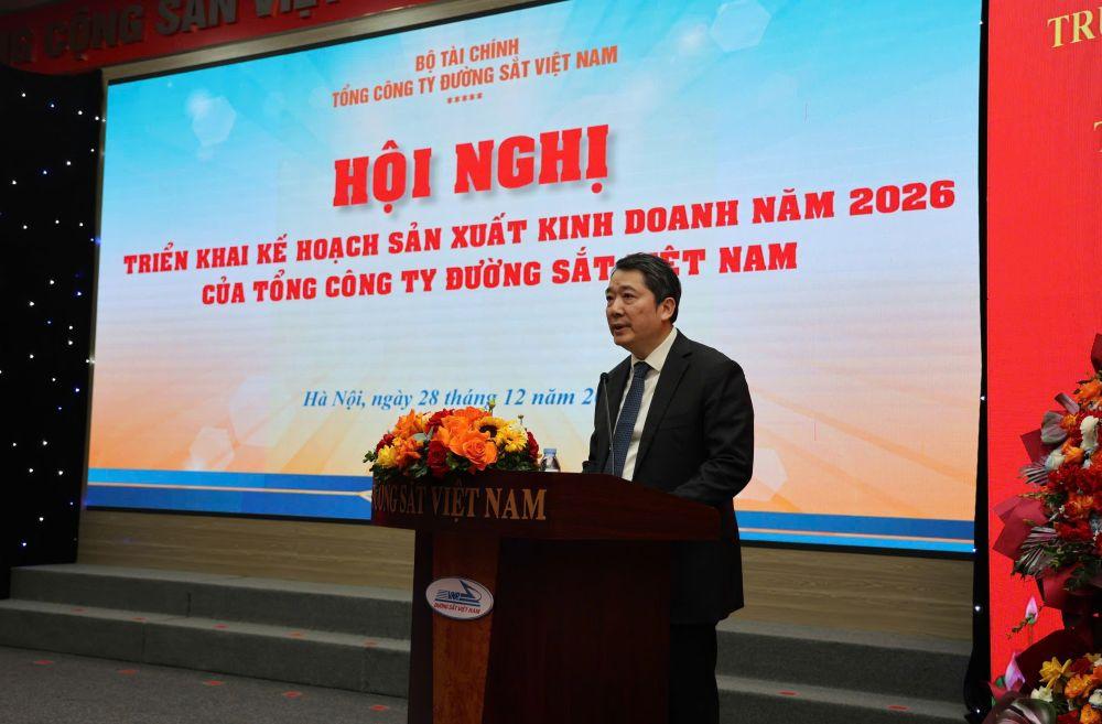 tong-cong-ty-duong-sat-viet-nam-can-som-tro-thanh-tap-doan-kinh-te-nha-nuoc-manh