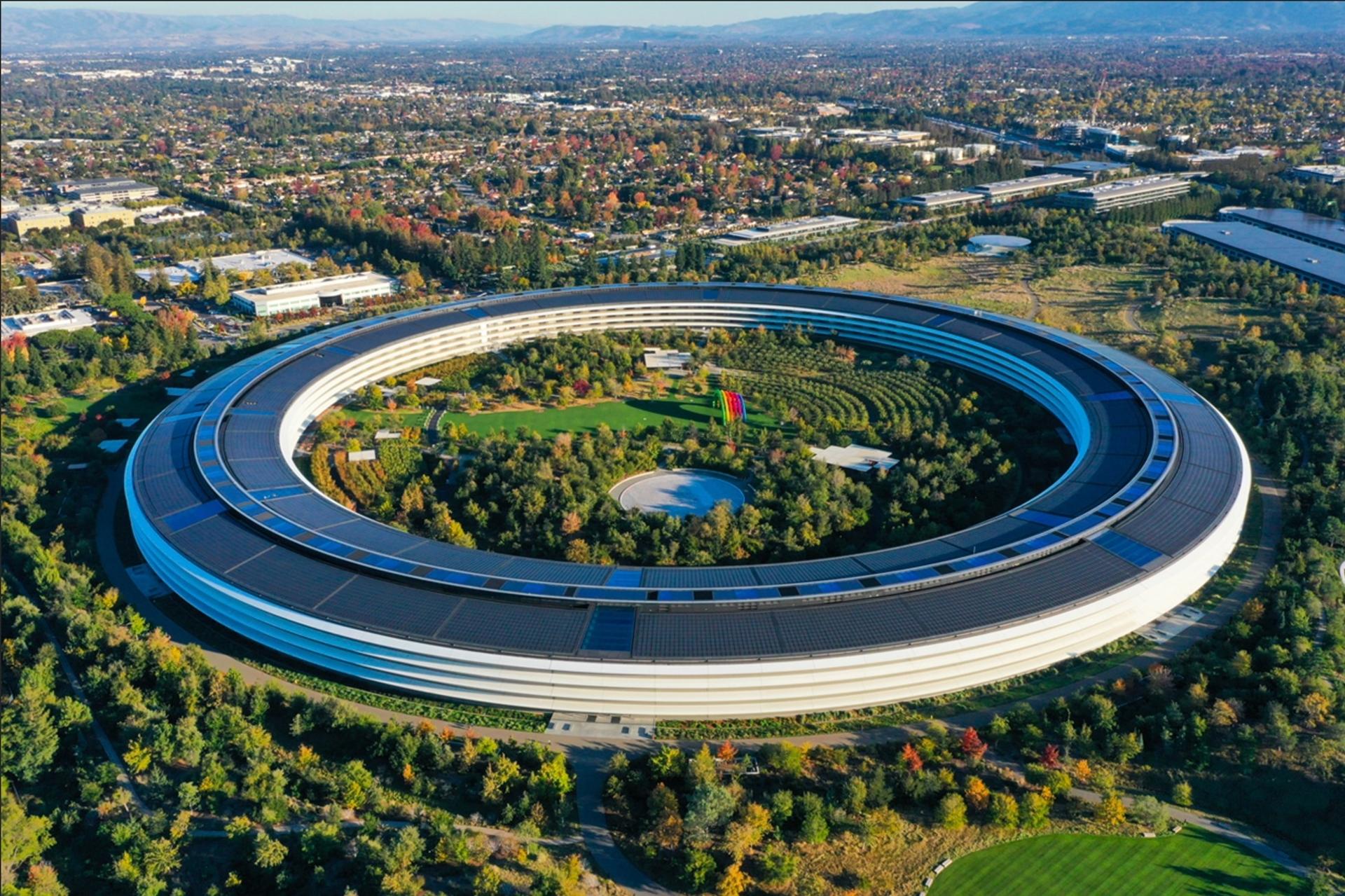 khoi-dong-2025-diem-top-10-dn-lon-nhat-the-gioi-tinh-theo-von-hoa-thi-truong