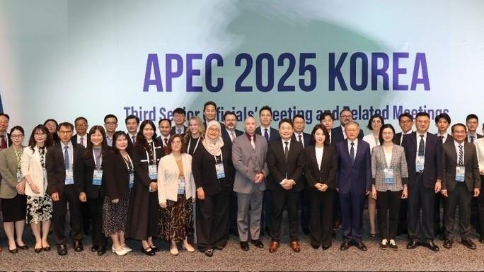thuc-day-hop-tac-hai-quan-xanh-va-chuyen-doi-so-tai-apec-2025