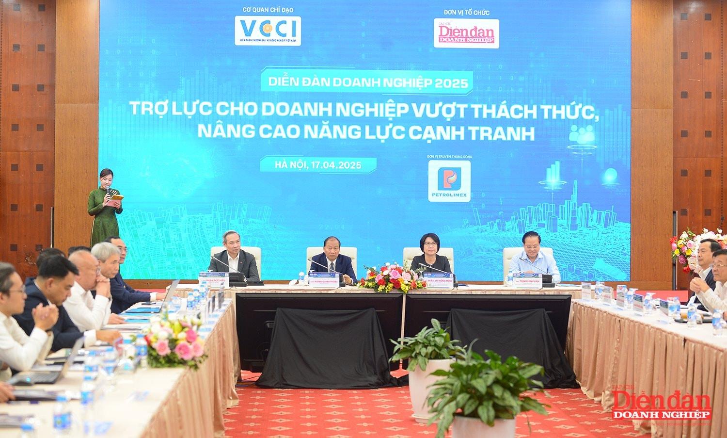 dien-dan-doanh-nghiep-2025-tro-luc-ho-tro-doanh-nghiep-trong-the-gioi-bien-dong