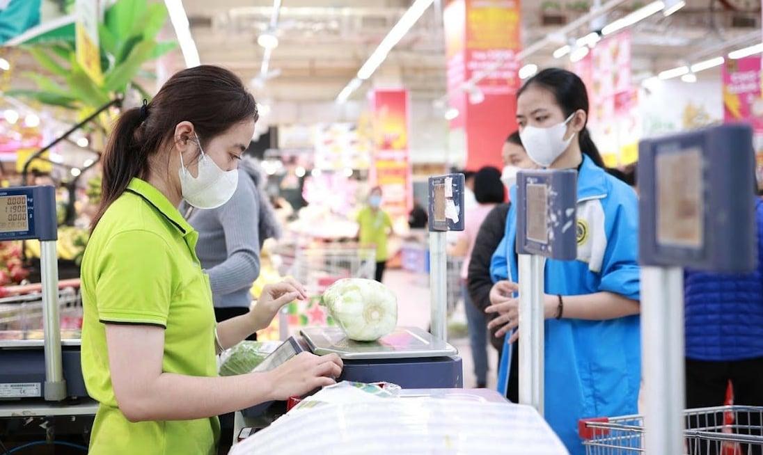 neu-giu-muc-thue-tncn-cao-nhat-35-phai-nang-thu-thap-tinh-thue-len-200-trieu-dong