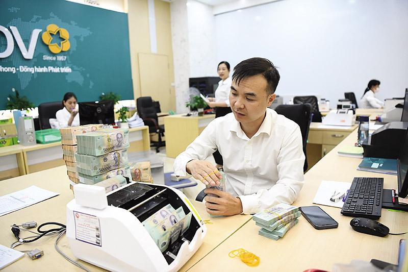 tham-gia-trung-tam-tai-chinh-quoc-te-ngan-hang-viet-doi-mat-voi-ap-luc-canh-tranh-cuc-lon