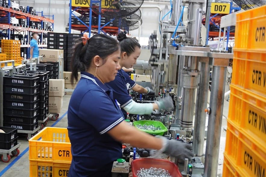 thao-go-vuong-mac-cho-cac-doanh-nghiep-to-chuc-tin-dung-co-giao-dich-lien-ket