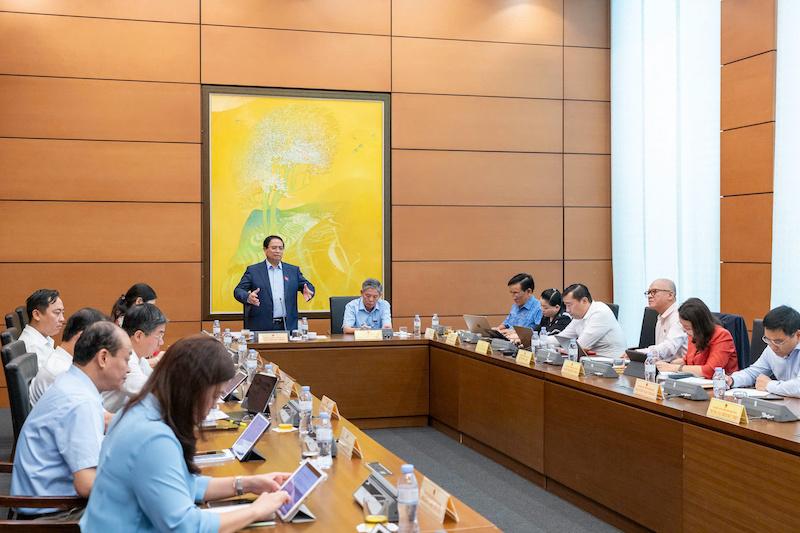 Thủ tướng: Đã "bắt được bệnh lãng phí", đang hoàn thiện thể chế để "chữa bệnh"