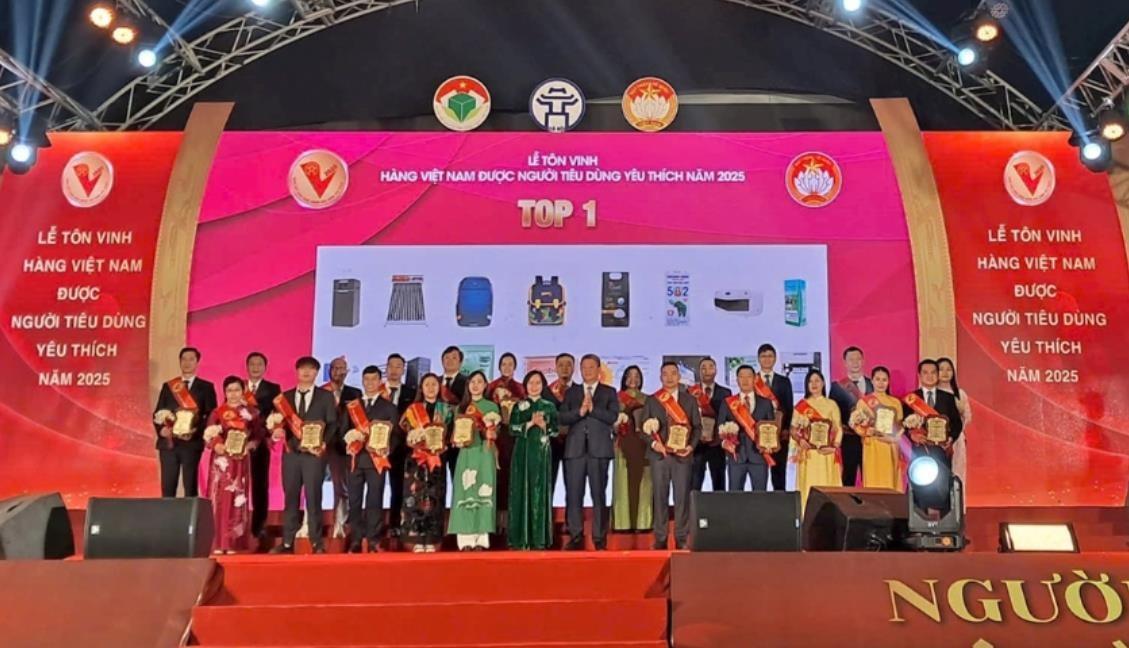 ha-noi-vinh-danh-150-san-pham-hang-viet-nam-duoc-nguoi-tieu-dung-yeu-thich