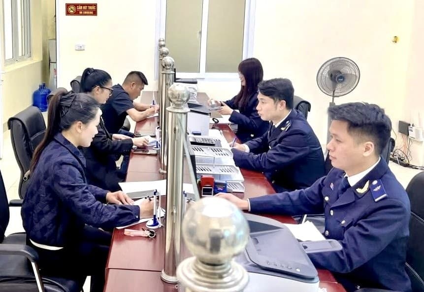 Hải quan khu vực XVI: Thông quan nhanh, giảm chi phí, đồng hành cùng doanh nghiệp