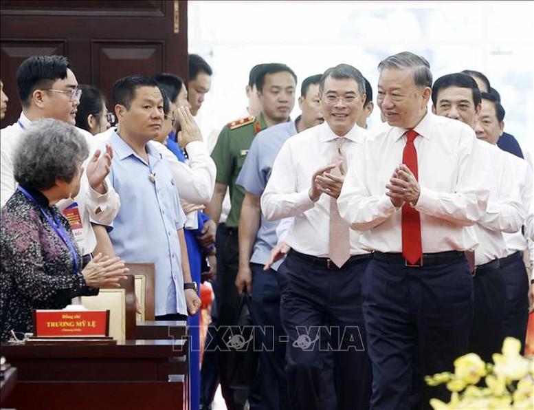 tong-bi-thu-thanh-pho-ho-chi-minh-can-tiep-tuc-vai-tro-dan-dat-tang-truong-doi-moi-va-hoi-nhap
