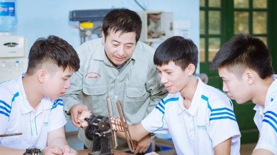 Đào tạo nghề thời AI: Doanh nghiệp phải là 'người dẫn đường'