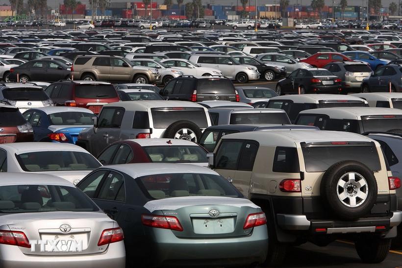 Ngăn căng thẳng thương mại, EU đồng ý cắt giảm thuế ôtô nhập khẩu từ Mỹ