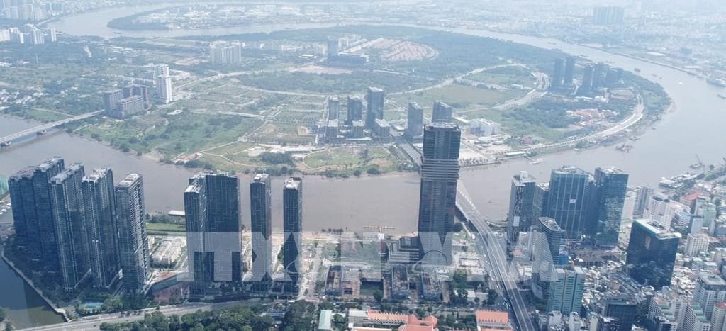 day-manh-hien-dien-cua-cac-ngan-hang-tai-trung-tam-tai-chinh-quoc-te