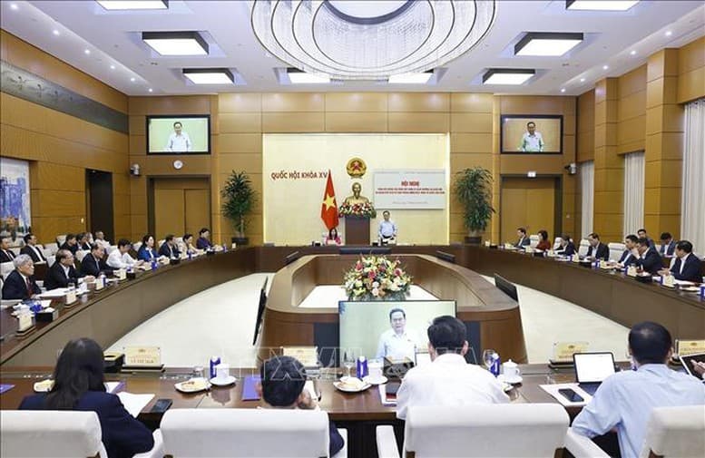 tang-cuong-phoi-hop-nang-cao-hieu-qua-xay-dung-phap-luat-va-giam-sat