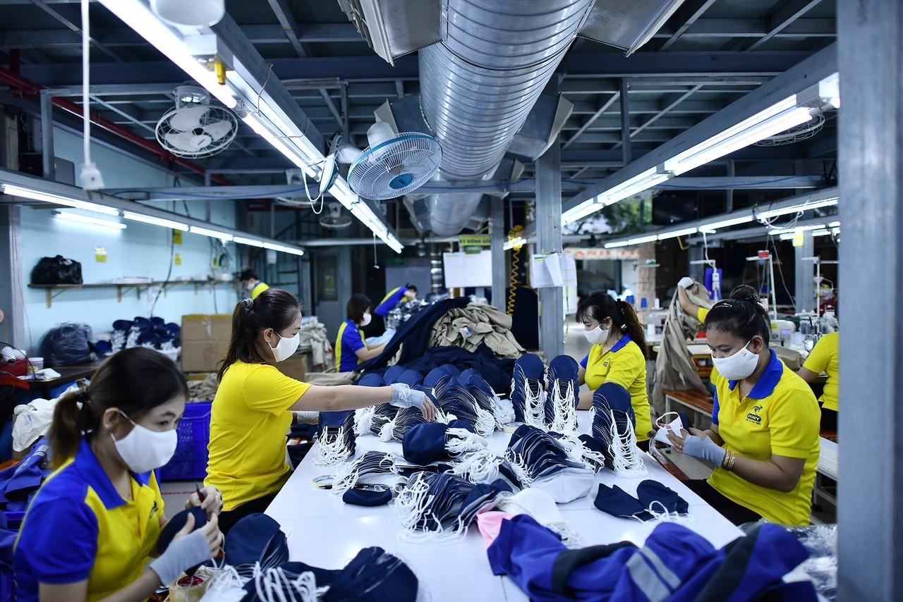 tp-ho-chi-minh-doanh-nghiep-det-may-don-co-hoi-thi-truong-cuoi-nam