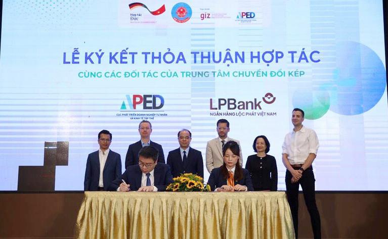 VETTP 2025: Khi “chuyển đổi kép” trở thành chìa khóa sống còn của doanh nghiệp Việt Nam