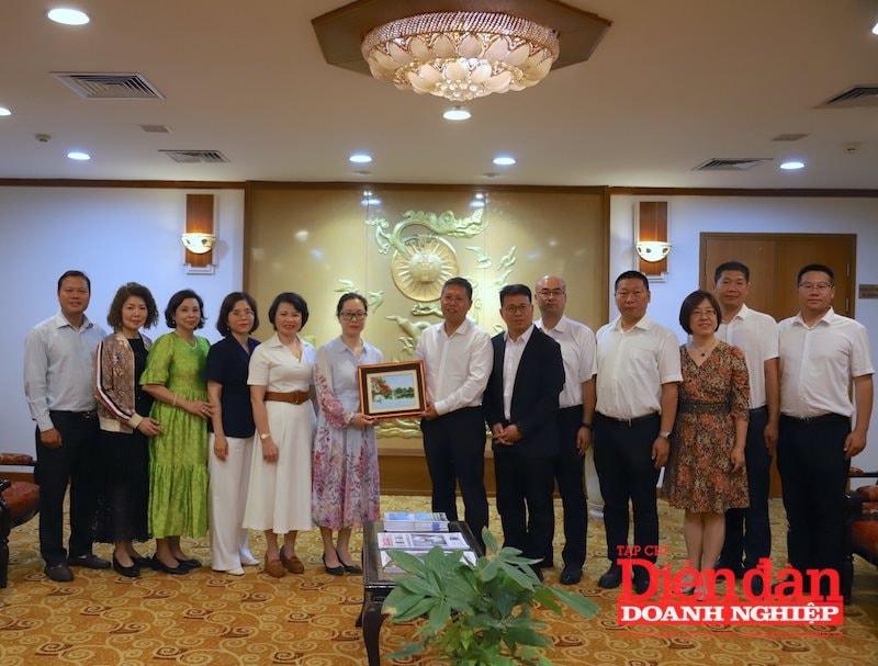 Khai mở tiềm năng hợp tác mới giữa doanh nghiệp Việt Nam - Tân Cương (Trung Quốc)