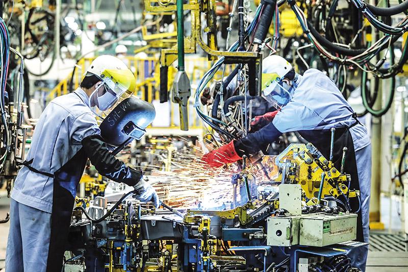 dai-hoi-lan-thu-xiv-cua-dang-va-hanh-trang-phat-trien-moi