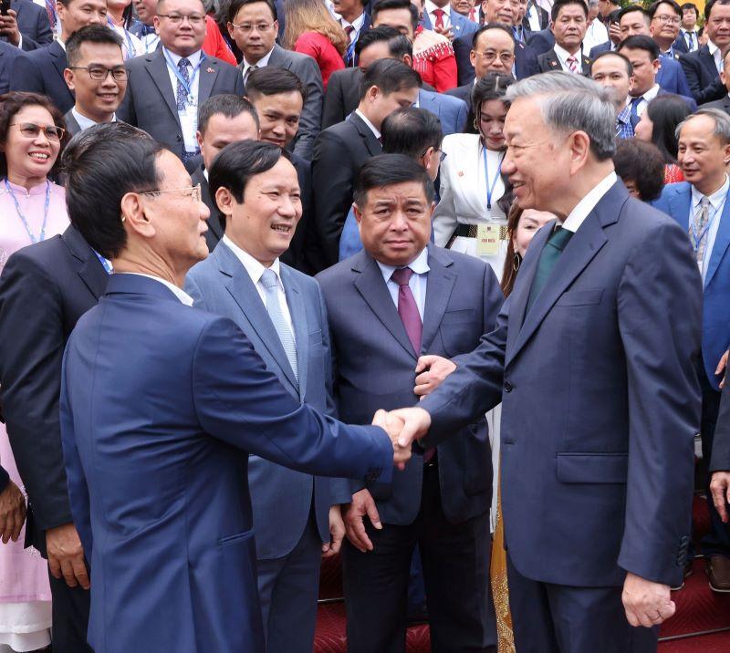 dien-dan-van-hoa-doanh-nhan-viet-nam-2025-kinh-doanh-co-trach-nhiem-yeu-cau-tat-yeu
