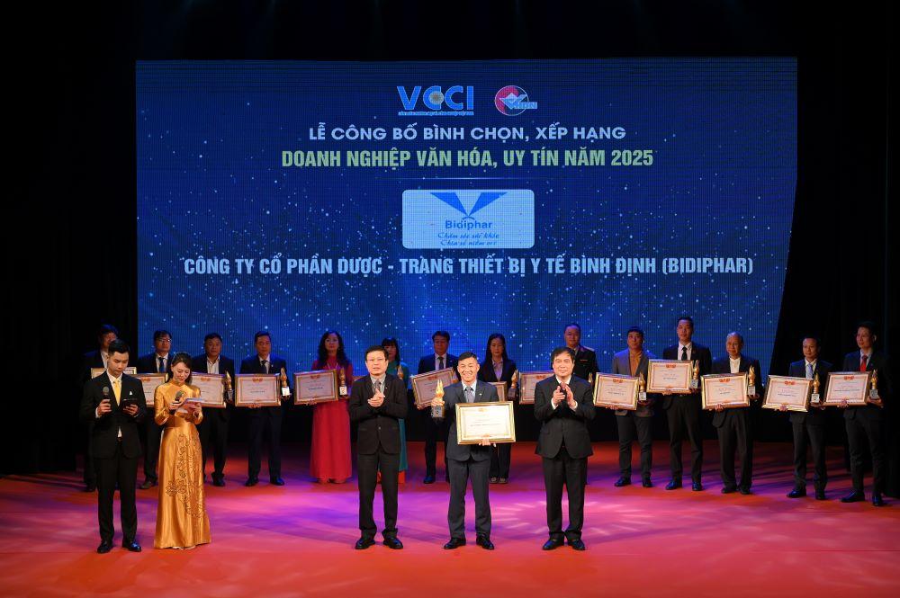 bidiphar-doanh-nghiep-duoc-tieu-bieu-trong-top-20-doanh-nghiep-van-hoa-uy-tin-nam-2025