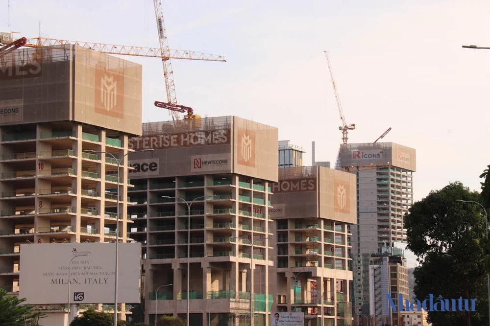 Dòng vốn FDI chảy mạnh vào bất động sản