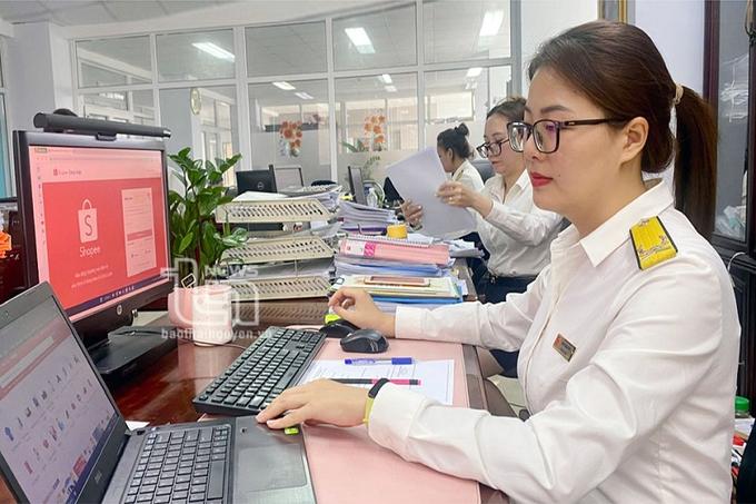 tong-cuc-thue-noi-ve-quan-ly-san-thuong-mai-dien-tu-xuyen-bien-gioi