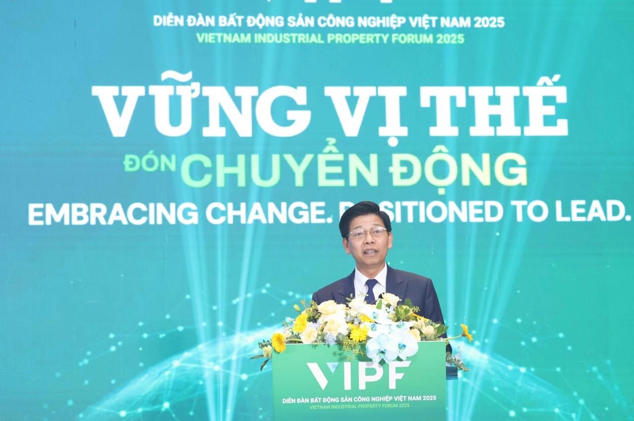 chinh-thuc-khai-mac-dien-dan-bat-dong-san-cong-nghiep-viet-nam-2025
