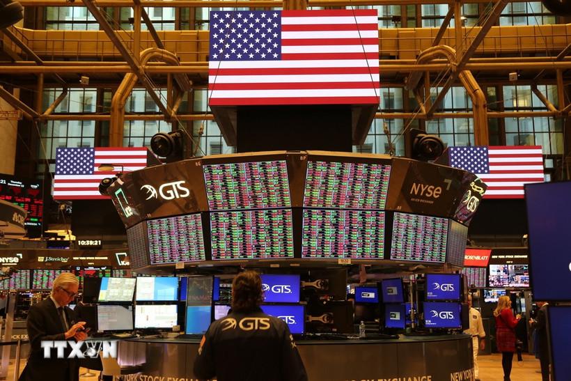 chi-so-sp-500-lap-ky-luc-moi-truoc-them-cuoc-hop-cua-fed