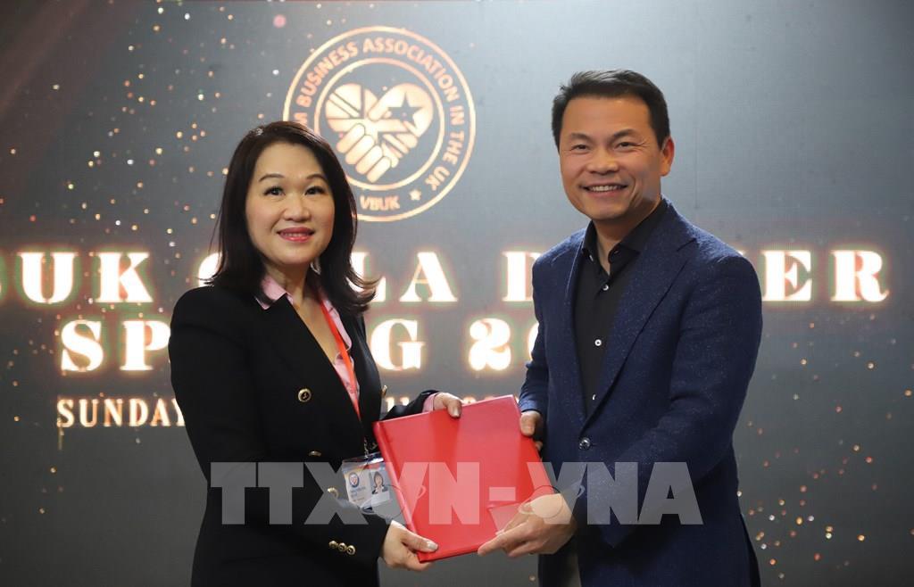 tang-cuong-lien-ket-doanh-nghiep-viet-tai-cac-trung-tam-chau-au