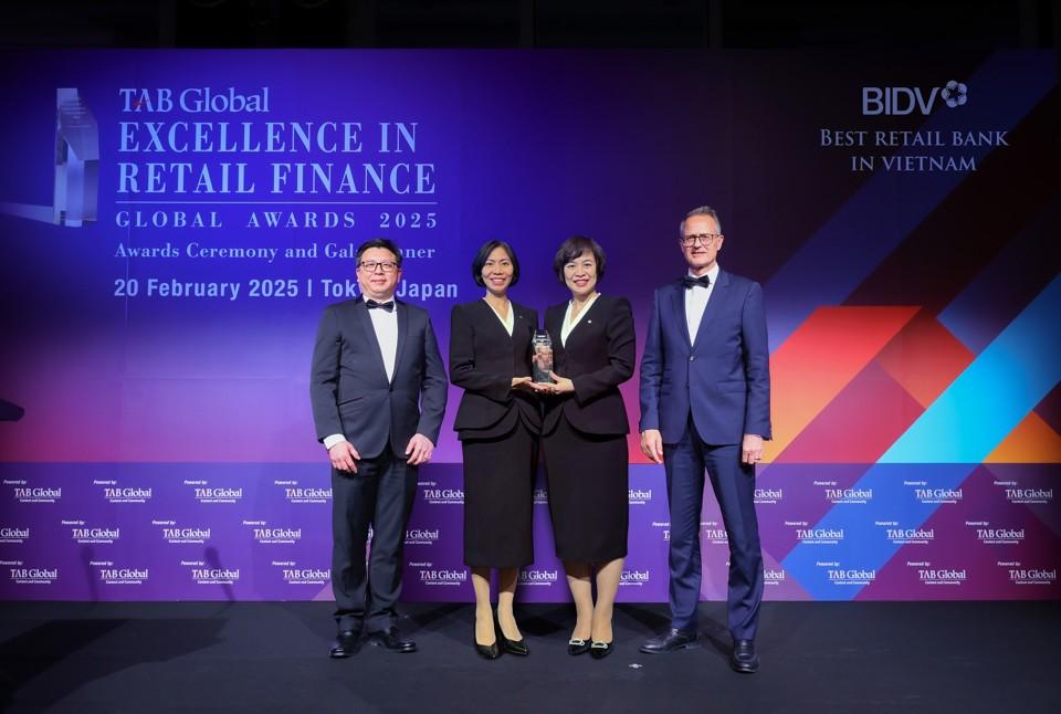 BIDV lần thứ 10 nhận giải Ngân hàng Bán lẻ tốt nhất Việt Nam