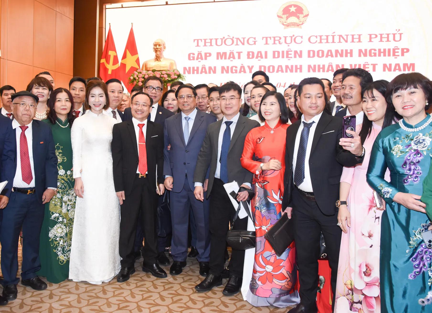 Vai trò của lực lượng doanh nhân trong bảo vệ nền tảng tư tưởng của Đảng