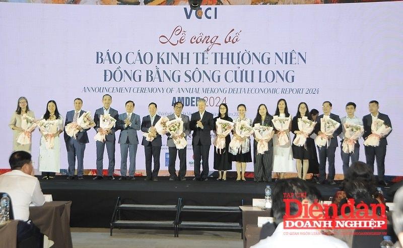 bao-cao-kinh-te-thuong-nien-dbscl-dung-luc-dung-van-de-va-rat-cap-thiet