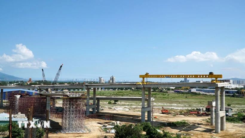 Đà Nẵng đẩy mạnh phát triển kinh tế và đảm bảo an sinh xã hội