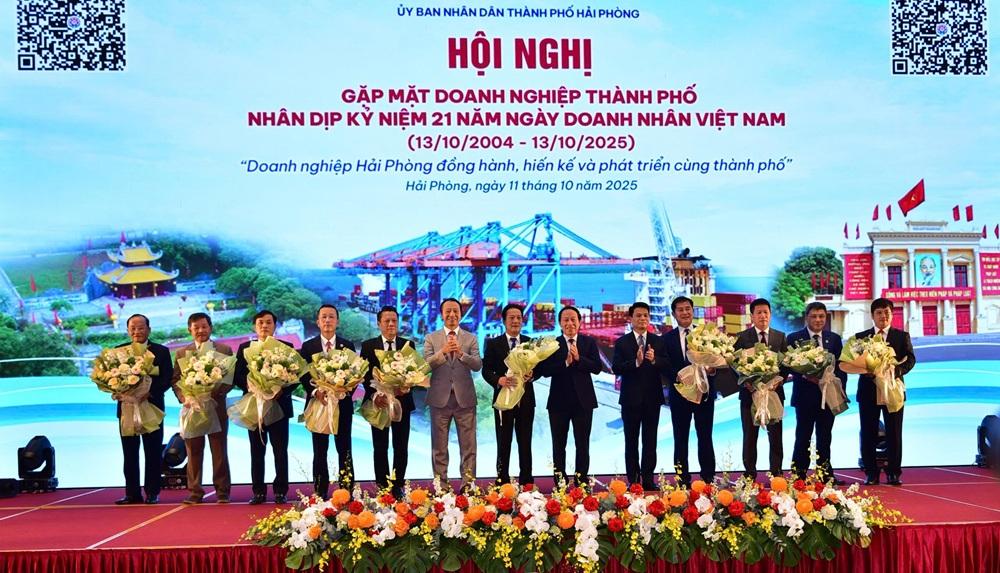 hai-phong-doanh-nghiep-la-dong-luc-quan-trong-thuc-day-tang-truong-va-hoi-nhap-quoc-te