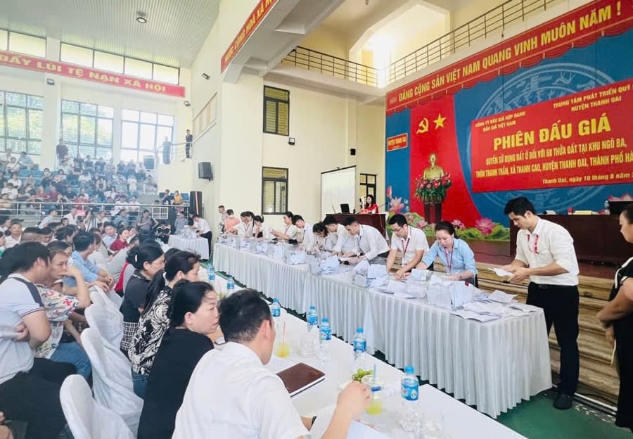 cac-khoan-chi-cho-hoat-dong-dau-gia-quyen-su-dung-dat