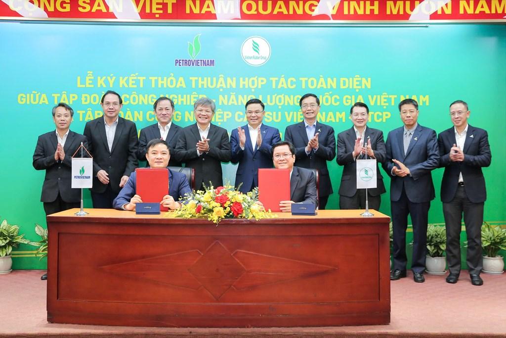 Petrovietnam và VRG kết nối chuỗi giá trị để tăng trưởng xanh